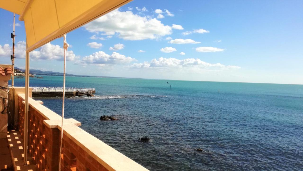 Ferienwohnung On The Sea Santa Marinella Exterior foto