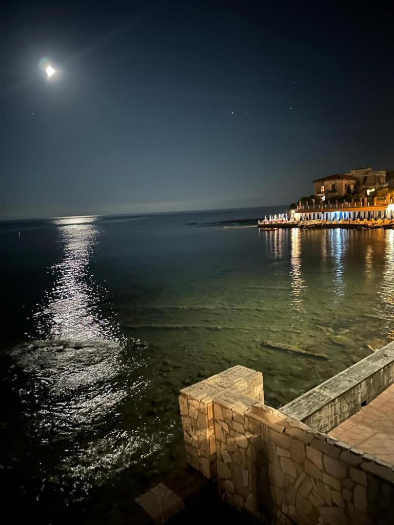 Ferienwohnung On The Sea Santa Marinella Exterior foto