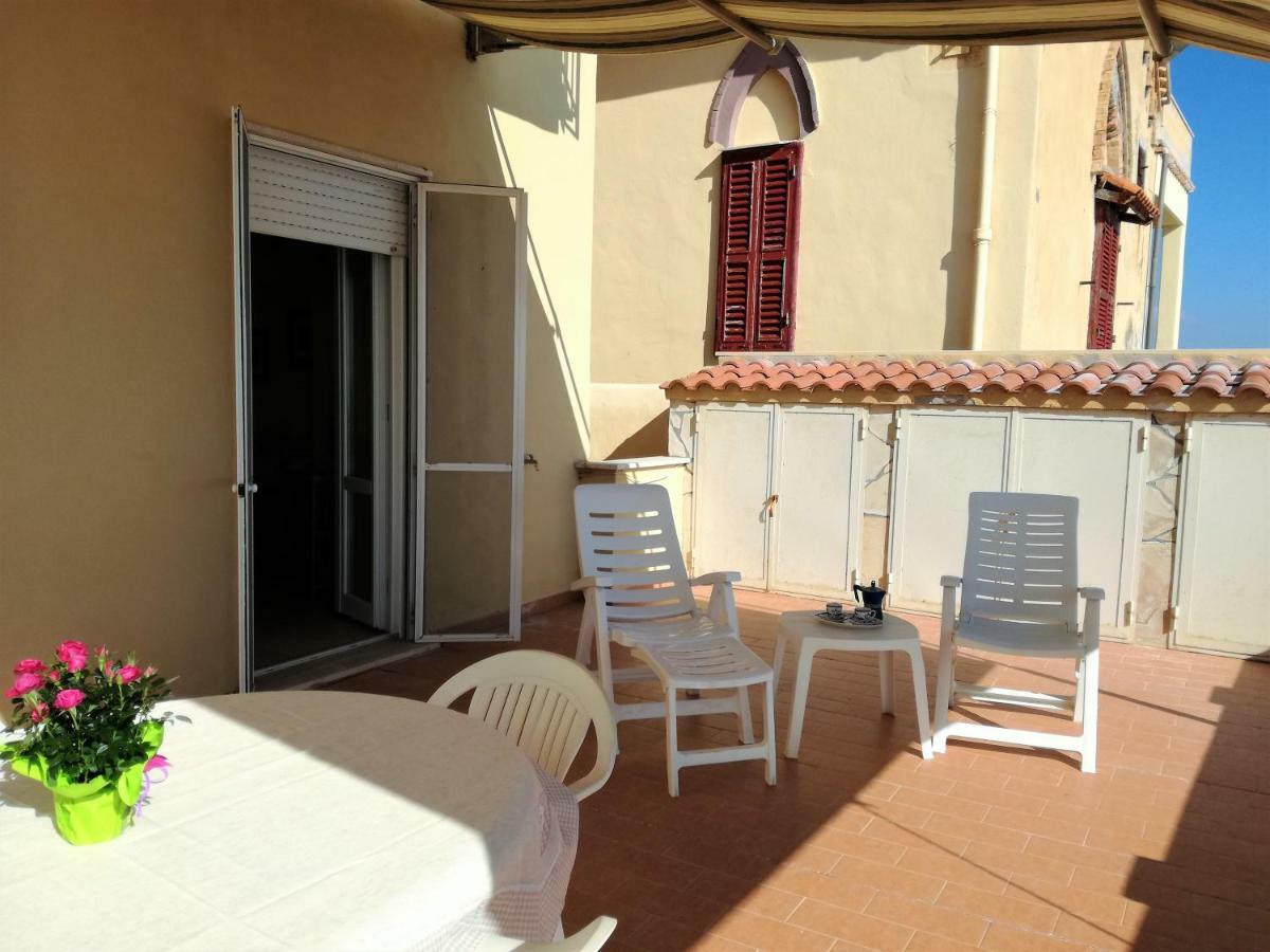 Ferienwohnung On The Sea Santa Marinella Exterior foto